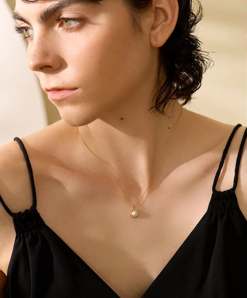 Pearl Pendant Necklace