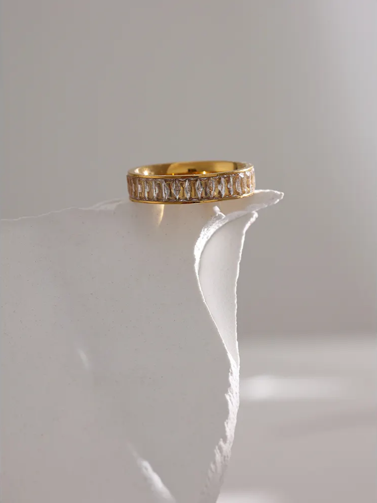 Crystal Radiance Ring