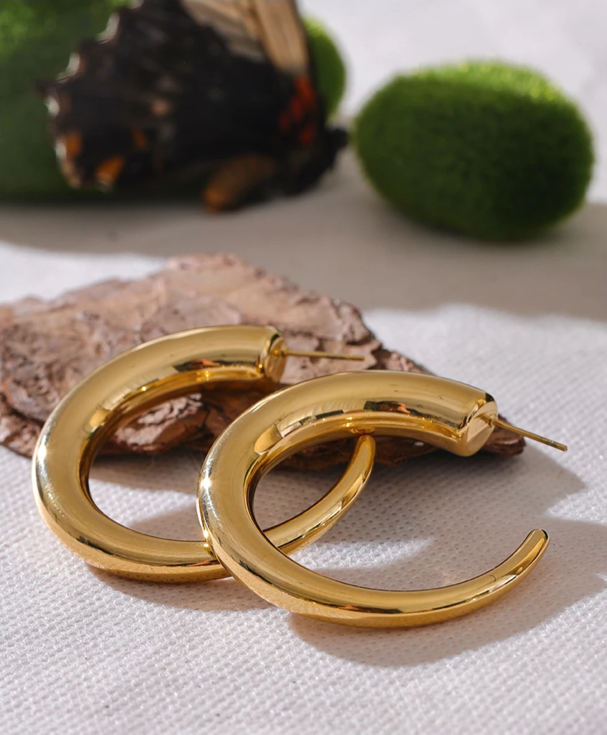 C-Circle Hoop Earrings