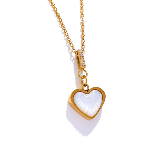 Heart Link Pendant Necklace