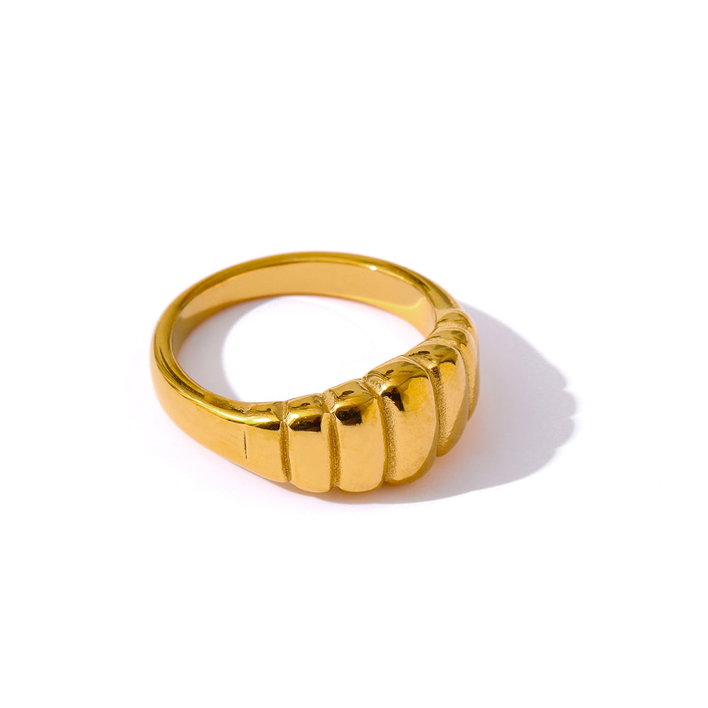 Croissant Ring